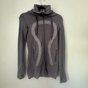 Lululemon Athletica Gray Zip Up Hoodie Jacket Thumbholes Women's  15" (Chest LF)